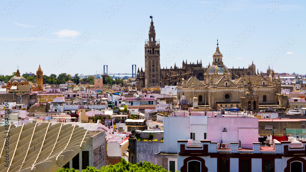 Fototapeta premium Sunny skyline of Seville, Spain