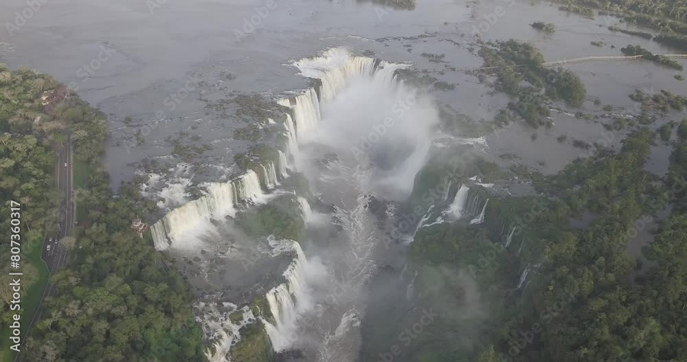 Drone Cataratas Foz do Iguaçu Água Quedas Natureza Brasil Paraná Turismo Aventura Paisagem Espetáculo Vista Aérea Rio Iguaçu Floresta Parque Nacional Fronteira Maravilha Natural Vista Panorâmica Super