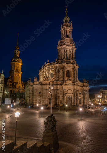 Fototapeta Naklejka Na Ścianę i Meble -  Kathedrale Sanctissimae Trinitatis,Dresden Germany.Night landscape and view of the cathedral in the old town of Dresden