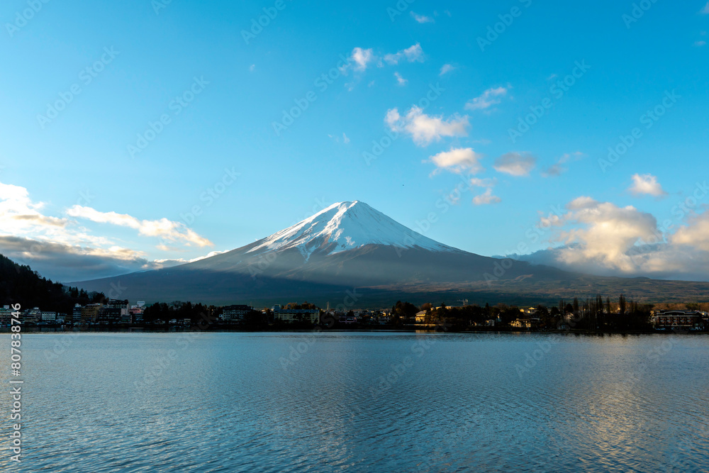 Mountain Fuji at Kawaguchiko lake in morning time