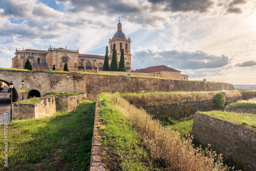View over the walls of the fortress of Ciudad Rodrigo in Spain with emphasis on the Santa Maria cathedral in the background.