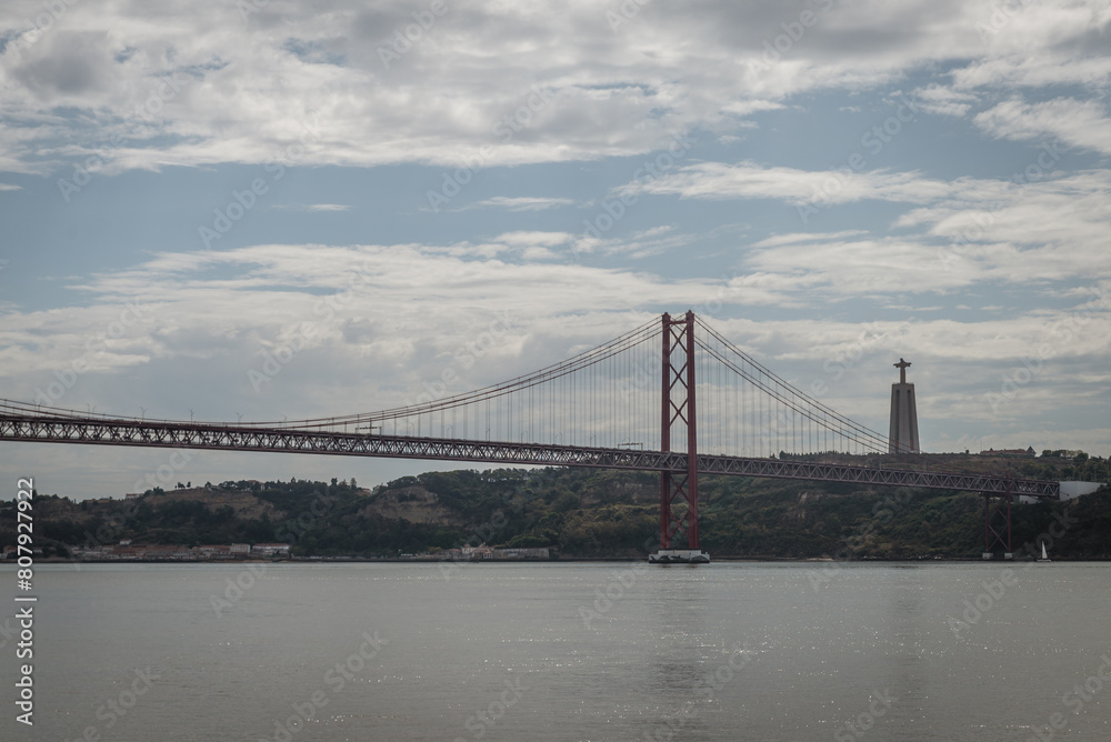 Fototapeta premium Ponte 25 de Abril, Lisbon, Portugal