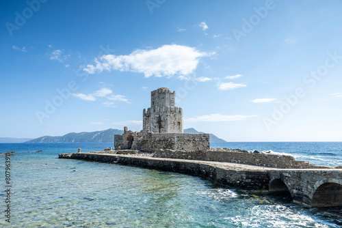 Fototapeta Naklejka Na Ścianę i Meble -  methoni castle in greece with blue clear sea