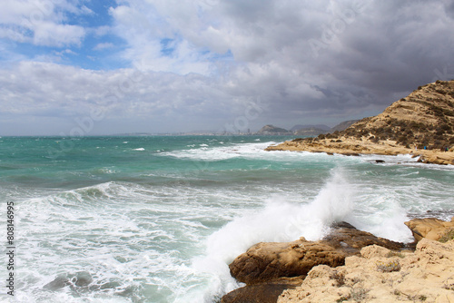 Fototapeta Naklejka Na Ścianę i Meble -  cloudy sky over sea and rocks