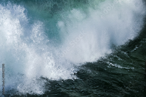 waves crashing in the ocean © Charles Ellinwood