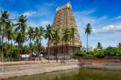 Gopura (tower) and temple tank of Lord Bhakthavatsaleswarar Temple. Built by Pallava kings in 6th century. Thirukalukundram (Thirukkazhukundram), near Chengalpet. Tamil Nadu, India © Dmitry Rukhlenko