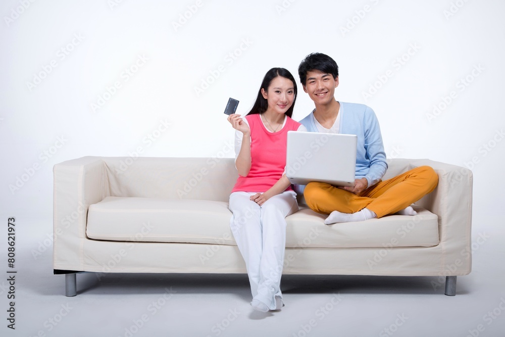 Take young lovers with bank card online Take young lovers with bank card online