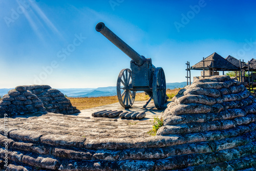 Long Tom Monument, history, Mpumalanga, South Africa, a French field gun commemorating the last use of the Boer 155 mm Creusot Long Tom guns during the 2nd Boer War photo