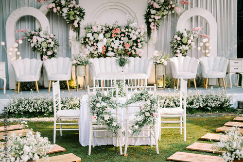 Картината върху платно A wedding solemnization table adorned with exquisite floral decorations, radiati