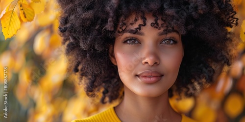 Self-confident woman with afro during day off © Влада Яковенко