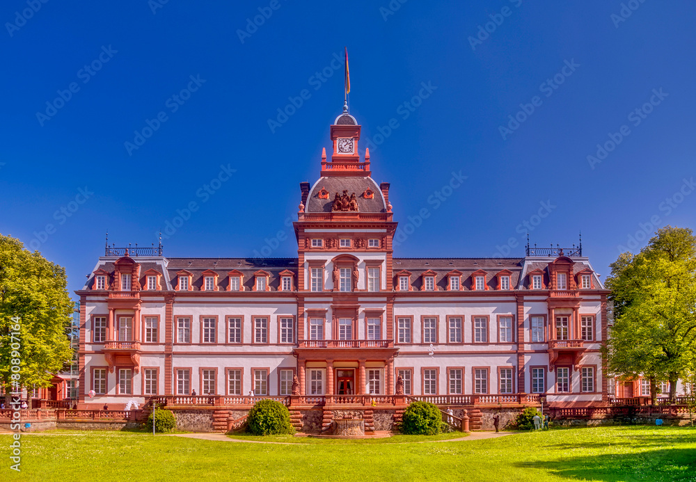 Parkansicht Schloss Philippsruhe in Hanau, Hessen, Deutschland, Europa. 