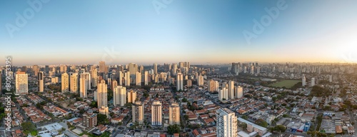 Fotos aéreas da região do Brooklin em São Paulo. Zona Sul, ao amanhecer, e também o skyline dos prédios mais modernos.