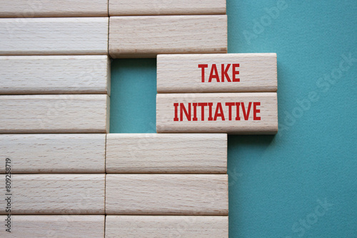 Foto Take initiative symbol