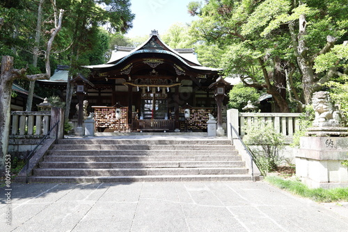 A Japanese shrine in Kyoto : a scene of Hon-den Main Hall in the precincts of Okazaki-jinjya Shrine