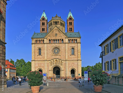 UNESCO Weltkulturerbes Mariendom zu Speyer in Rheinland-Pfalz, Deutschland, Europa. photo