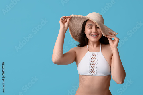 Beautiful young woman in sw...