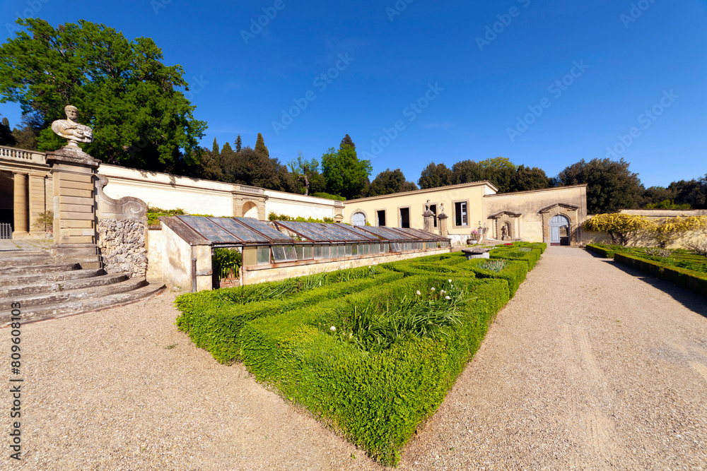 Italia, Toscana, Firenze, il parco di Villa Reale a Castello (Sesto Fiorentino). Una delle ville Medicee della zona, sede dell'Accademia della Crusca.