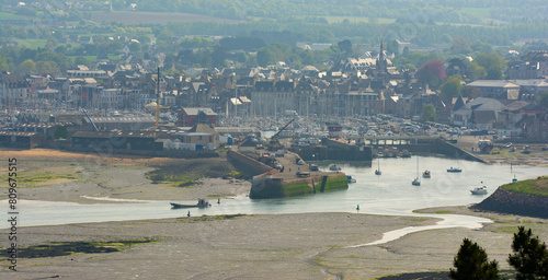 Vue sur Paimpol depuis la tour Kerroc'h de Ploubazlanec - Bretagne France
