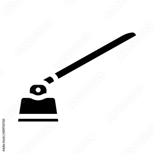 hoe urban gardening glyph icon vector. hoe urban gardening sign. isolated symbol illustration