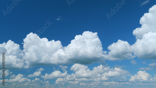 Cuadro en lienzo Blue heaven summer cloudscape