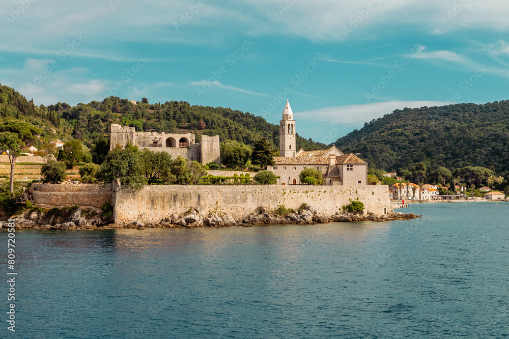 Monastère de Lopud depuis la mer, Croatie 1