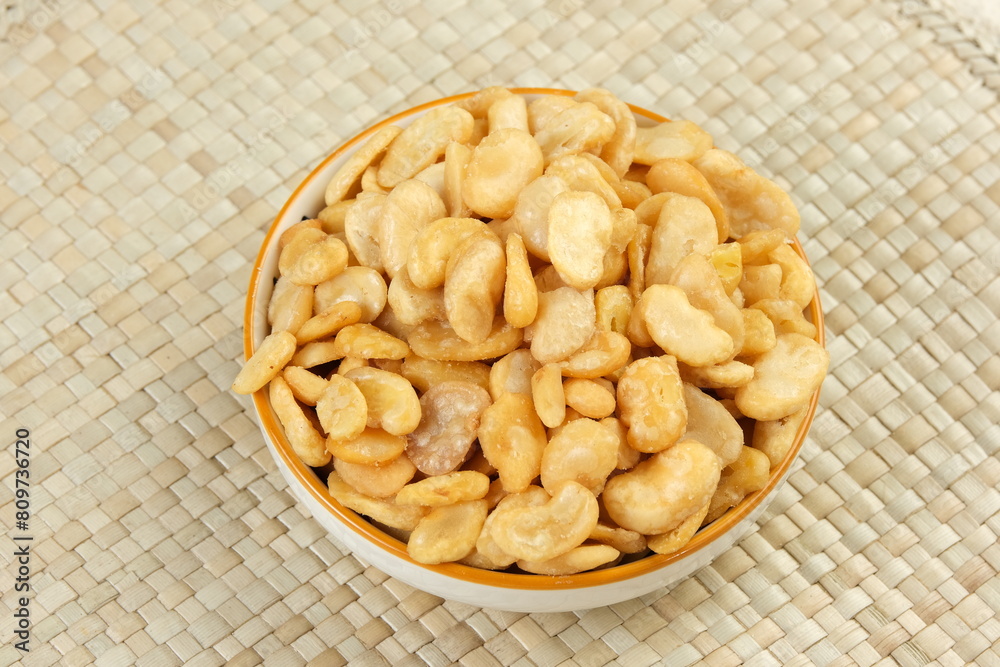 Kacang Koro or Kacang Parang or Koro Bean, a type of legume, contain protein, a traditional snack from Indonesia Kacang Koro or Kacang Parang or Koro Bean, a type of legume, contain protein, a traditional snack from Indonesia