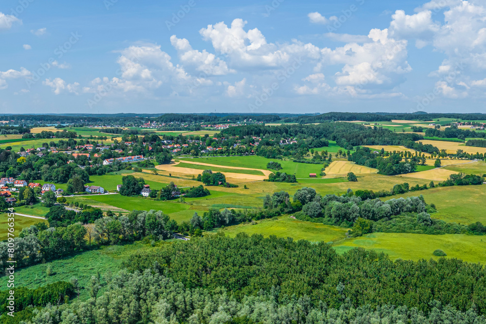 Naturlandschaft am nördlichen Pilsensee von oben