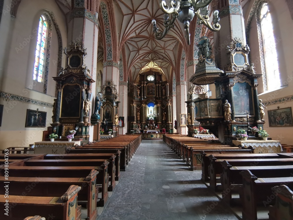 Nawa główna. Kościół św. Pawła w Reszlu. Polska - Mazury - Warmia. 
