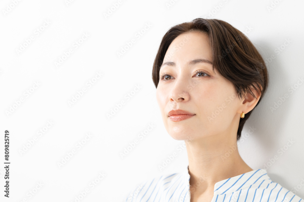 笑顔の女性 笑顔の女性