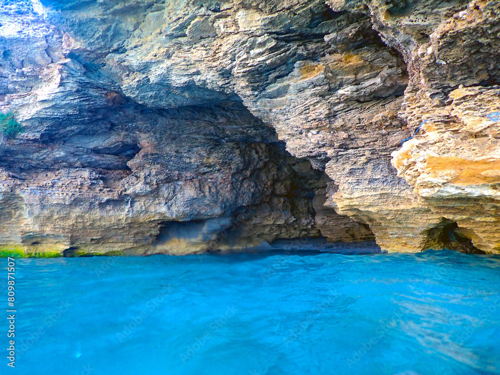 Grotta sulla costa di Vendicari in Sicilia 1897 Grotta sulla costa di Vendicari in Sicilia 1897
