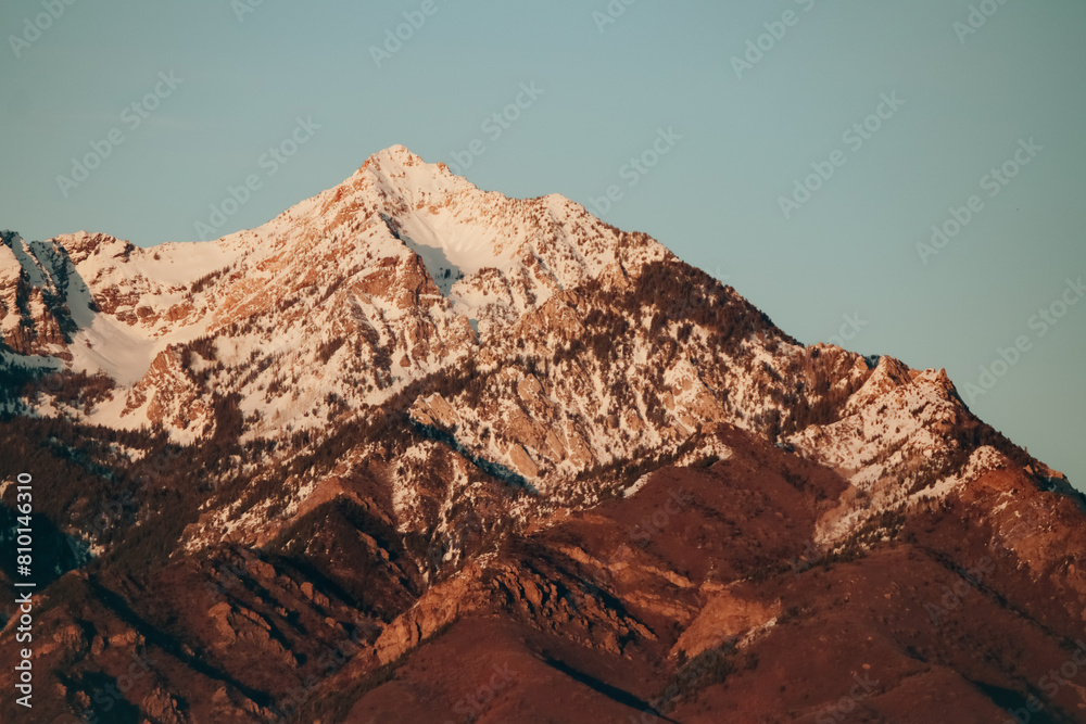 Obraz premium mountain peak at sunset