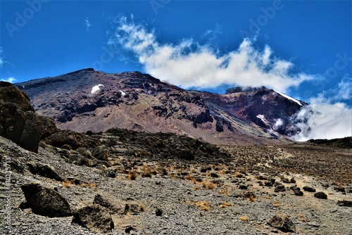 Obraz na plátně Kibo volcanic cone with Uhuru Peak (5895 m) on its rim as seen from the part of