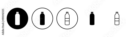 Bottle icon set. bottle vector icon
