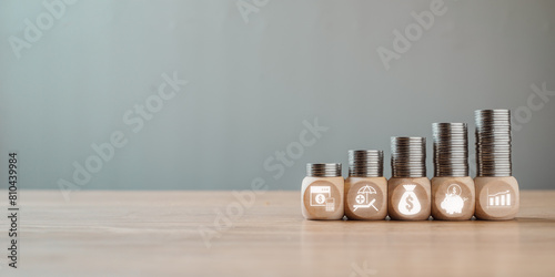 Cuadro en lienzo Payroll concept, Wooden block on desk with payroll icon on virtual screen