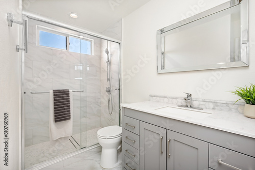 Modern Bathroom with Marble Accents and Sleek Fixtures