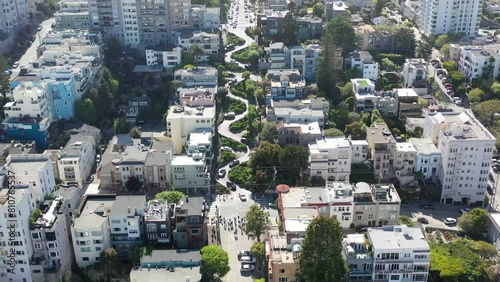 Lombard Street- Crookedest Street in the World