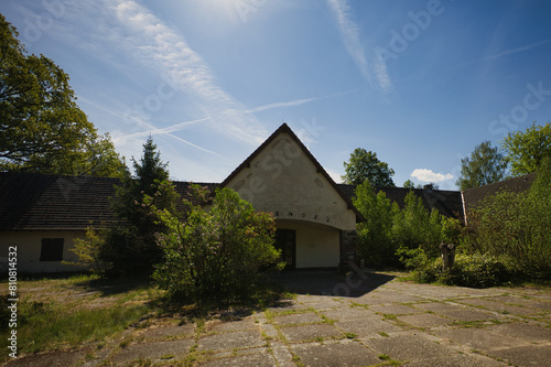 Villa Bogensee vom NS - Propagandaminister Joseph Goebbels in Wandlitz - Abandoned - Lostplace - Verlassener Ort - Beatiful Decay - Verlassener Ort - Urbex / Urbexing - Lost Place - Artwork  photo