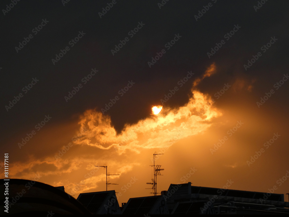 Obraz premium Sunset in the streets of Milan (Italy)
