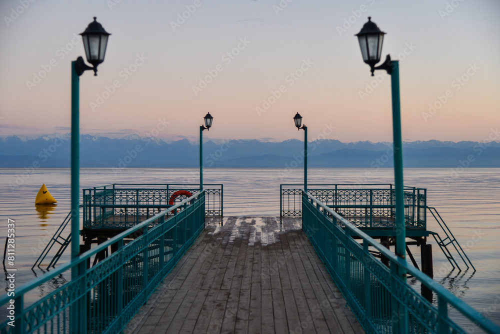 Naklejka premium pier at sunset