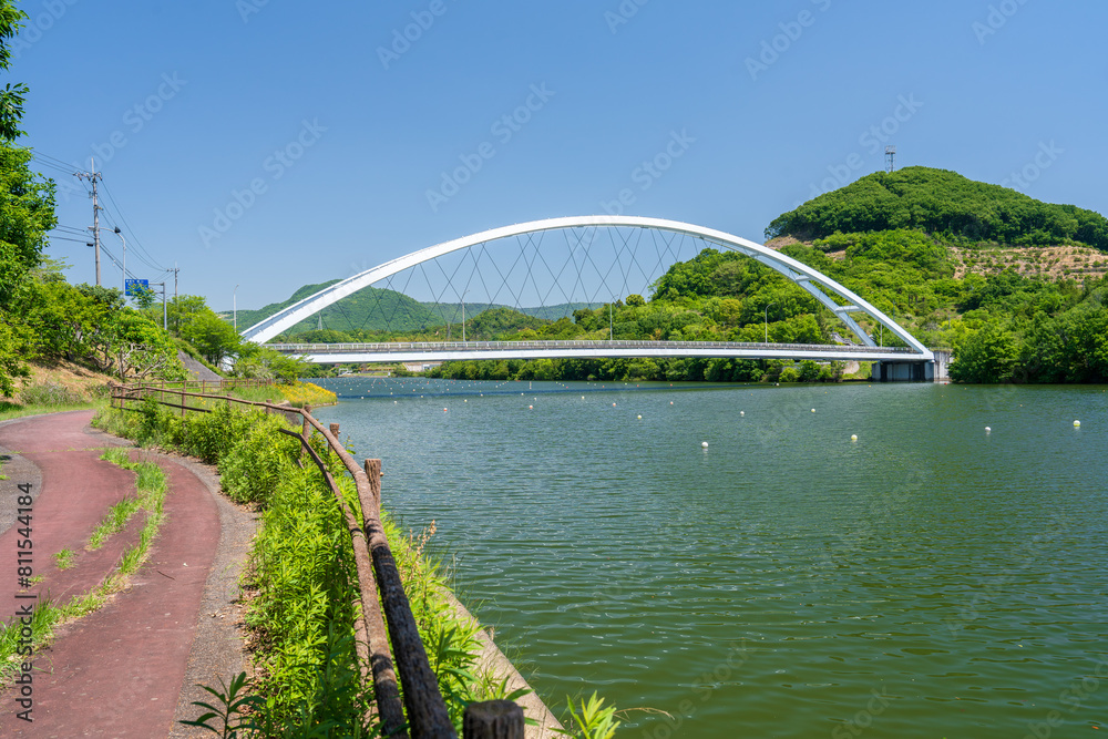 Obraz premium 香川県のバス釣りの名所の府中湖