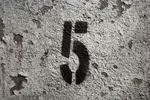 number 5 sign painted spray on wall old texture dirty wall