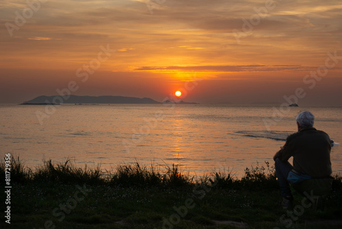 Magnifique coucher du soleil en Bretagne - France
