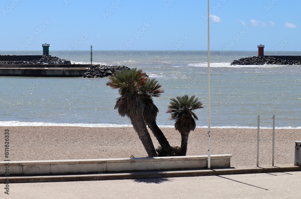 Lido di Ostia - Scorcio della spiaggia libera del porto