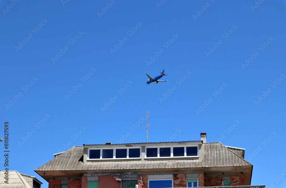 Lido di Ostia - Aereo Ita in fase di atterraggio all'Aeroporto di Fiumicino