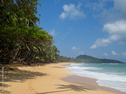 Obraz na płótnie Beautiful tropical Male Beach, São Tomé w salonie