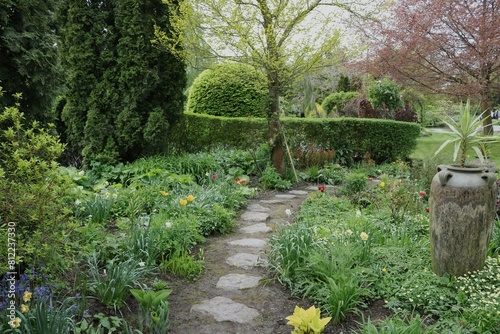 Birkegardens Haver is a 33,000 m2 garden located in Tagerup, a few kilometers east of Ruds Vedby in Kalundborg city of Denmark. The facility has, among other things, five different garden types. photo