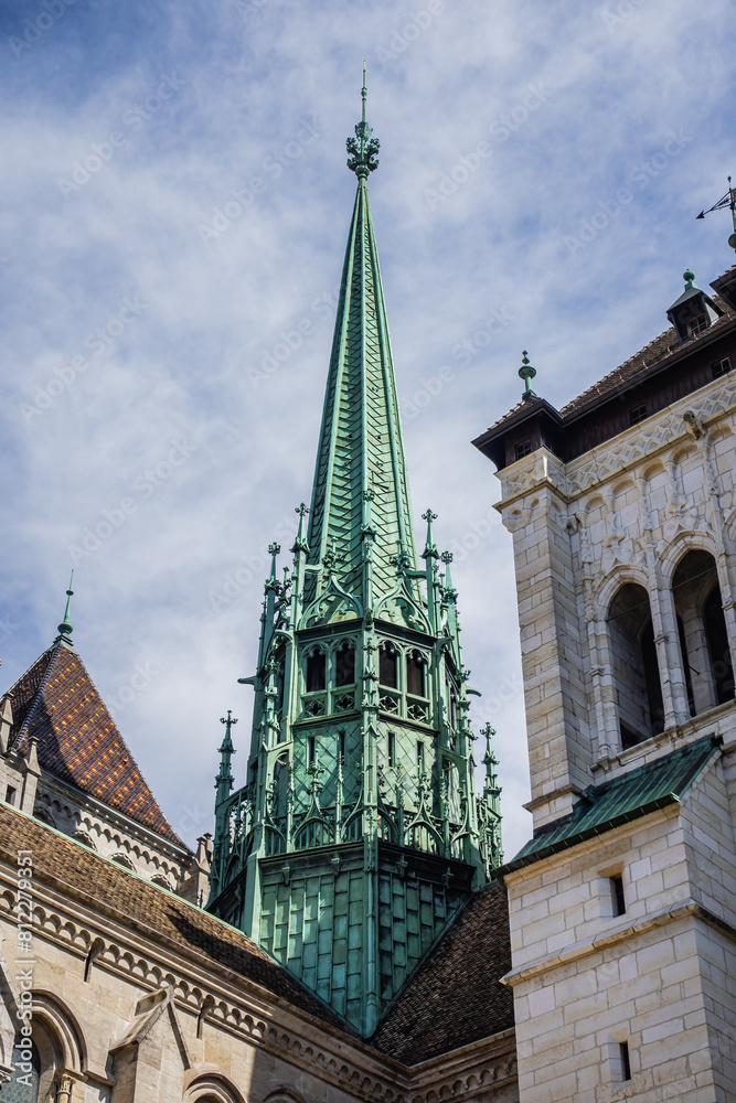 Obraz premium Basilica of Our Lady of Geneva (Basilique Notre-Dame de Geneve, 1857) Roman Catholic church and Minor Basilica located in Geneva, it dedicated to Blessed Virgin Mary. GENEVA, SWITZERLAND.