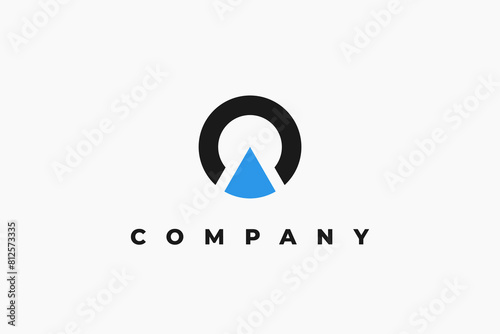 letter o and e modern logo