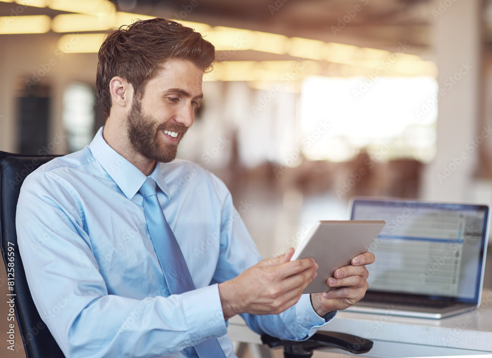 Fototapeta premium Man, business and smile with tablet in office for research, schedule and idea for development of company as entrepreneur. Happy, male person and digital tech for agenda, reading and email at work
