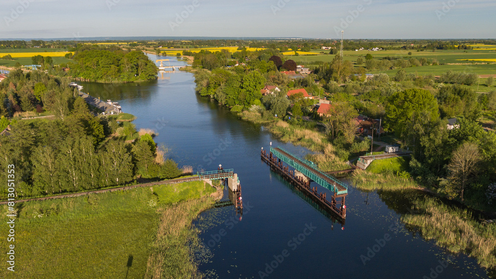 Fototapeta premium Rybina, Kolejowy Most Obrotowy Szkarpawa